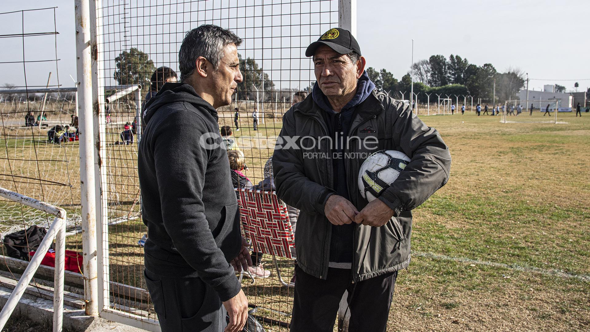 El diputado provincial Julio Gonzalez estuvo presente durante la jornada sabatina para acompañar a las divisiones formativas.