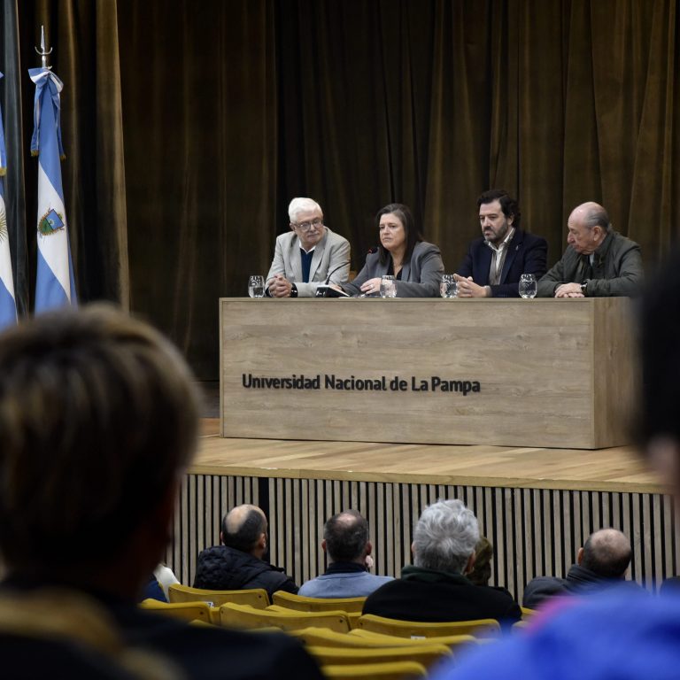 Profesionales pampeanos exponen 77 trabajos científicos en la UNLPam