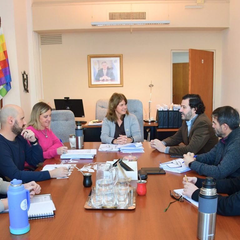 Educación y UNLPam fortalecen la articulación para mejorar la formación de estudiantes y docentes