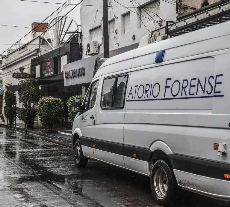 Intentaron ingresar a una histórica joyería de Santa Rosa mediante un boquete, pero no detectaron faltantes