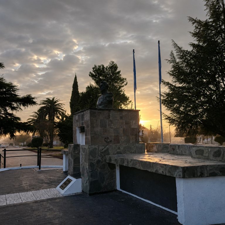 El gris se queda: semana fresca y nublada en Eduardo Castex