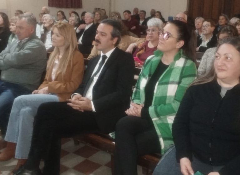 Jacinto Arauz impulsa un circuito turístico-cultural y homenajeó el legado de Favaloro