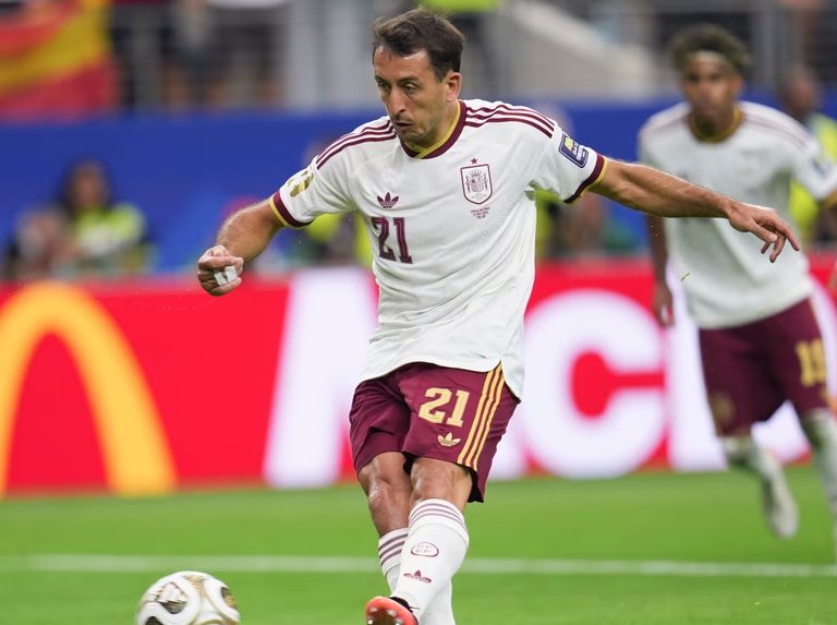 España venció a Francia y es el primer finalista del Mundial 2026