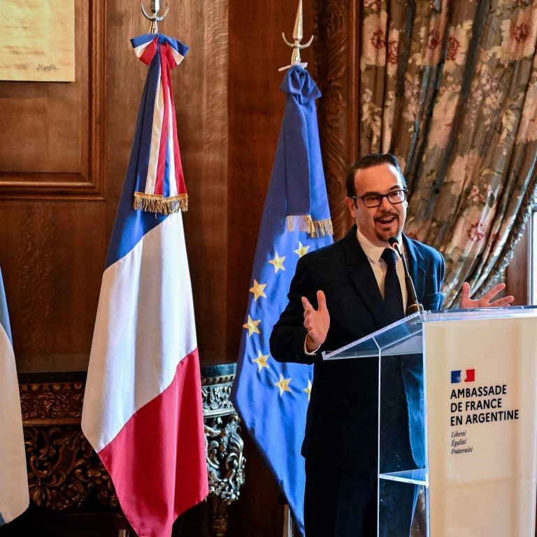 Francia declaró “persona no grata” a la vicegobernadora de Mendoza tras un polémico posteo sobre su selección