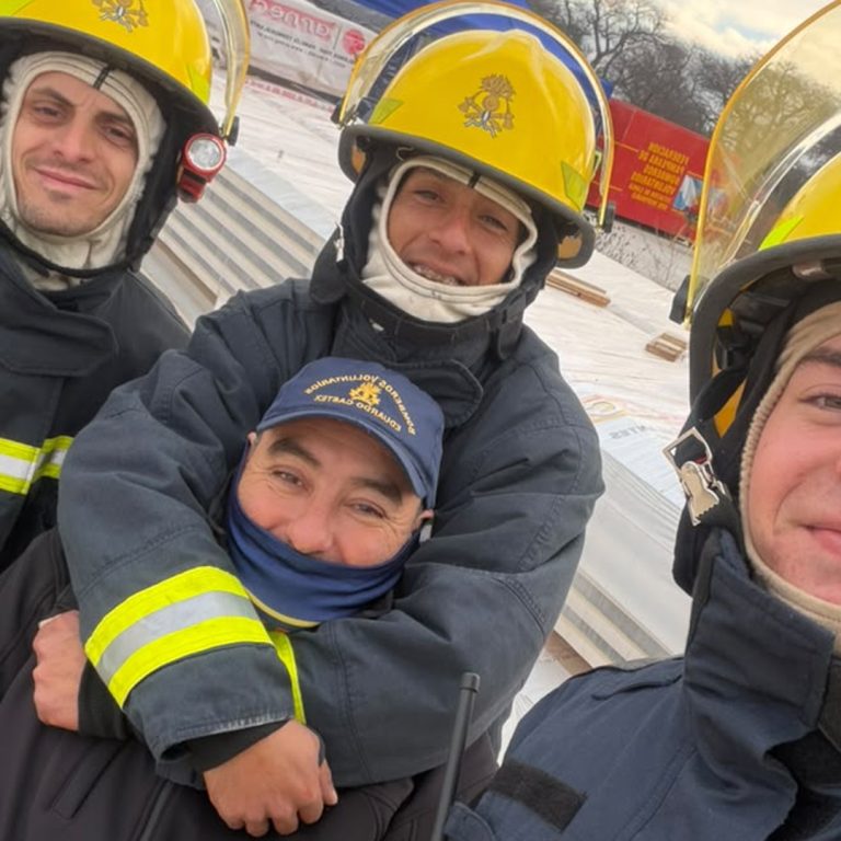 Bomberos de Castex participaron de una capacitación en incendios estructurales