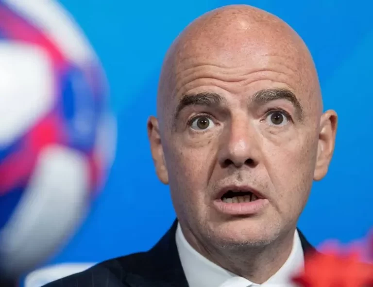 La UEFA amenaza con abandonar las competencias de la FIFA por la privatización del Mundial