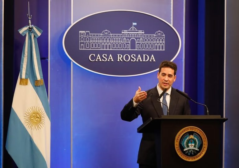 Ravier aclaró que Milei admira a Thatcher por su política económica y no por la cuestión Malvinas