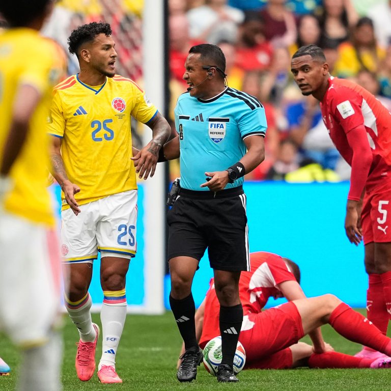Suiza eliminó a Colombia por penales y será el rival de Argentina en cuartos de final