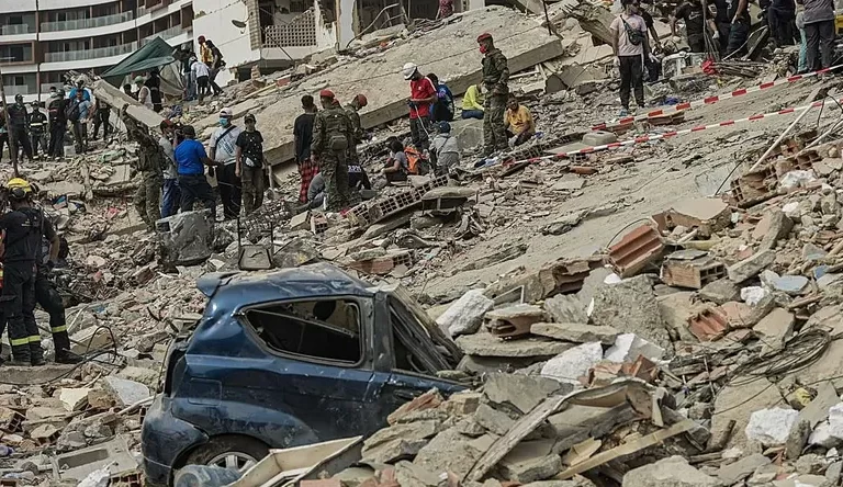 Ascienden a 3.889 los muertos por los terremotos en Venezuela