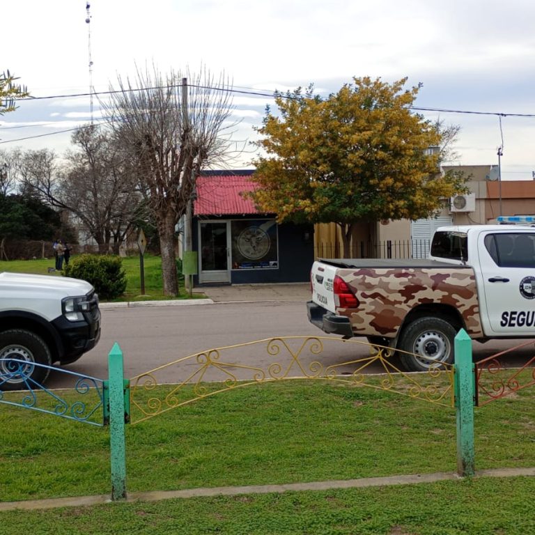 Allanan una carnicería y galpones ferroviarios en Monte Nievas