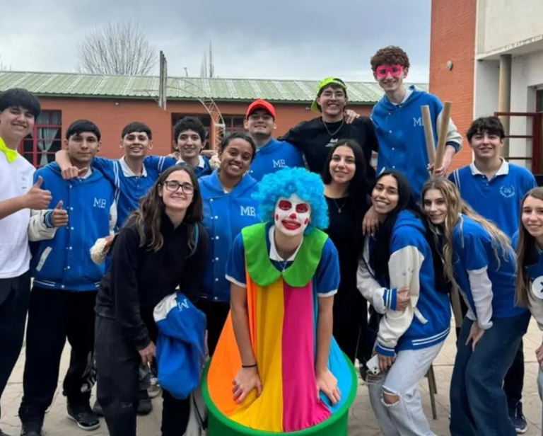 La Escuela 251 y el Colegio Manuel Belgrano celebraron juntos el Mes de las Infancias