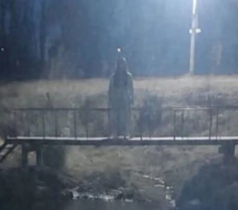 Una misteriosa figura en el río Atuel alimenta la leyenda de «La Llorona»
