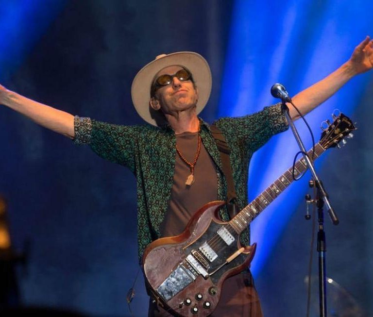 Skay llega a La Pampa: Castex será punto oficial de venta de entradas y habrá traslado al recital