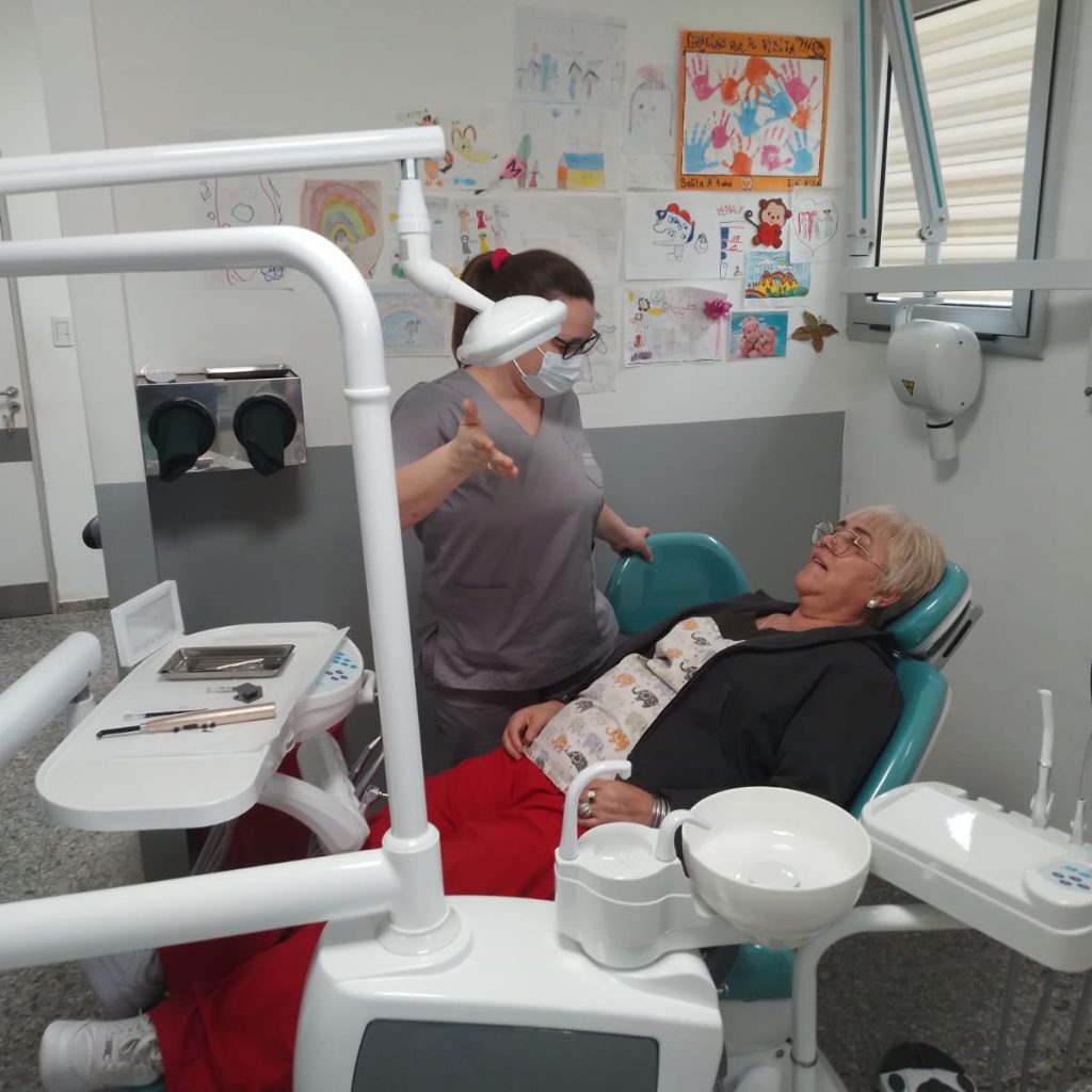 La Provincia adquirió nueve sillones odontológicos para centros de salud pampeanos