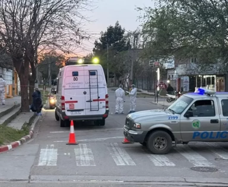 Mataron a un hombre en Santa Rosa y detuvieron a un sospechoso