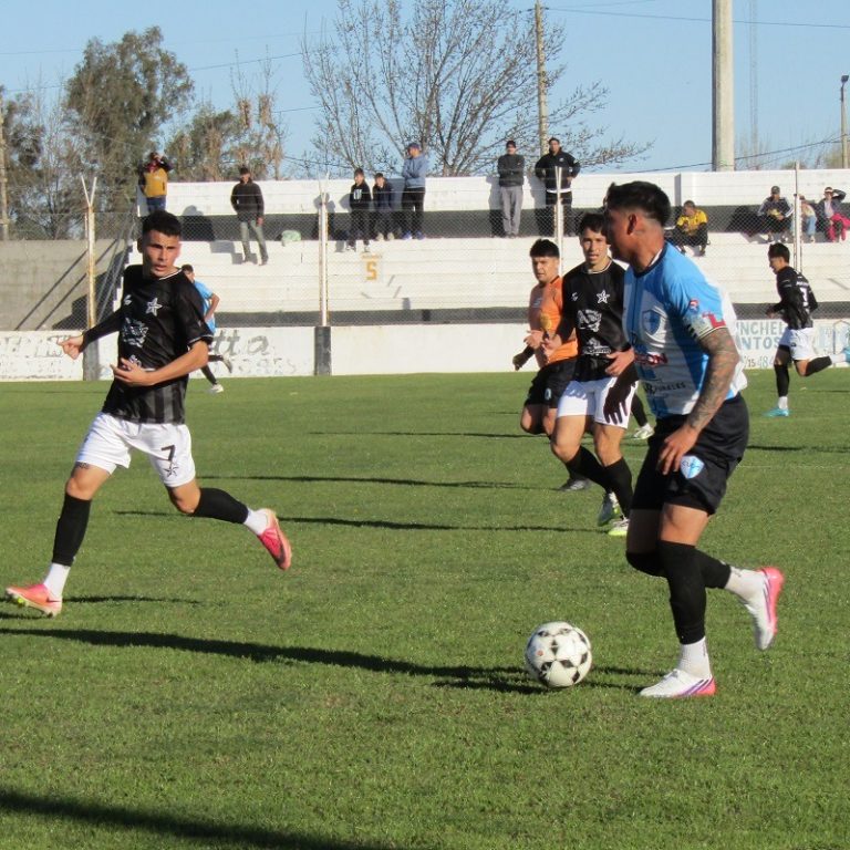 Racing y Unión Deportiva Campos protagonizaron un partidazo e igualaron 3 a 3