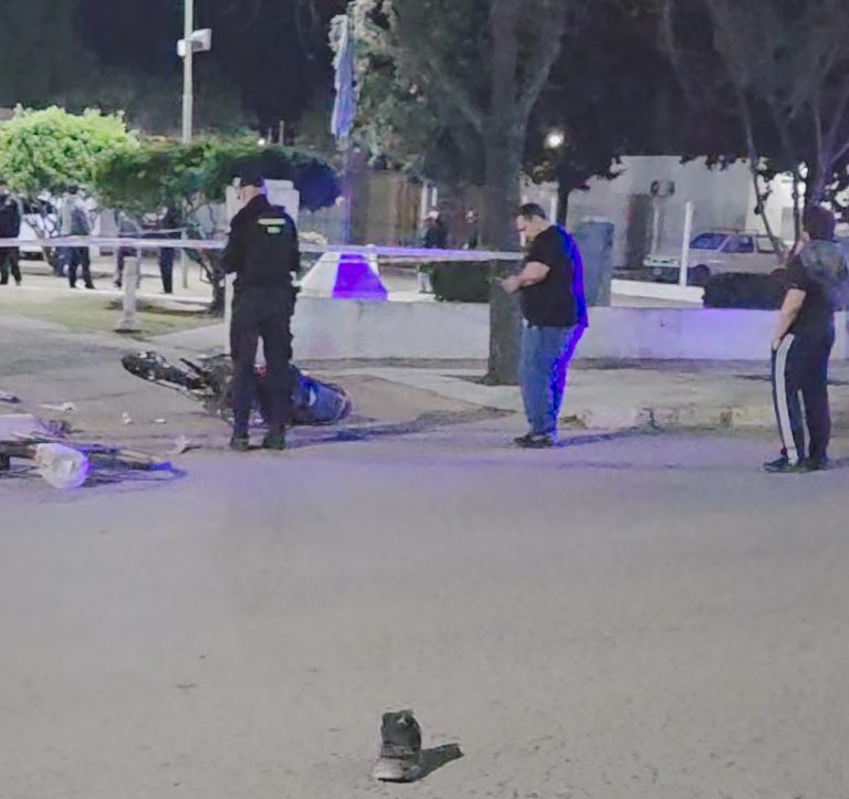 Un motociclista fue trasladado a General Pico tras un choque frente al Hospital Pablo Lacoste