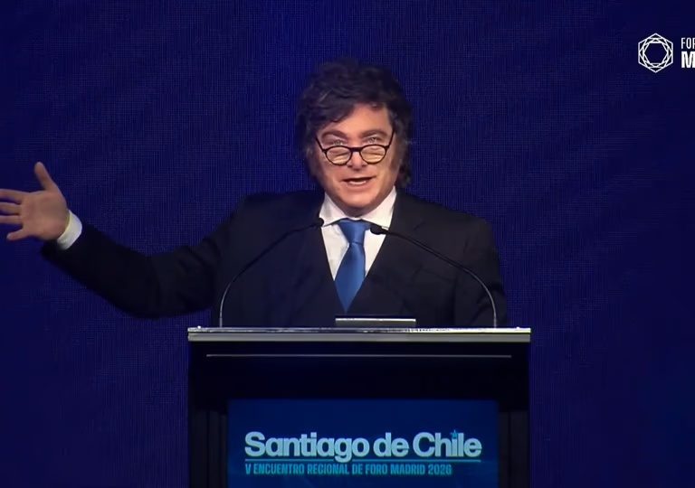 Milei reivindicó el derrocamiento de Allende y cuestionó a Pedro Sánchez y a Macri en Chile