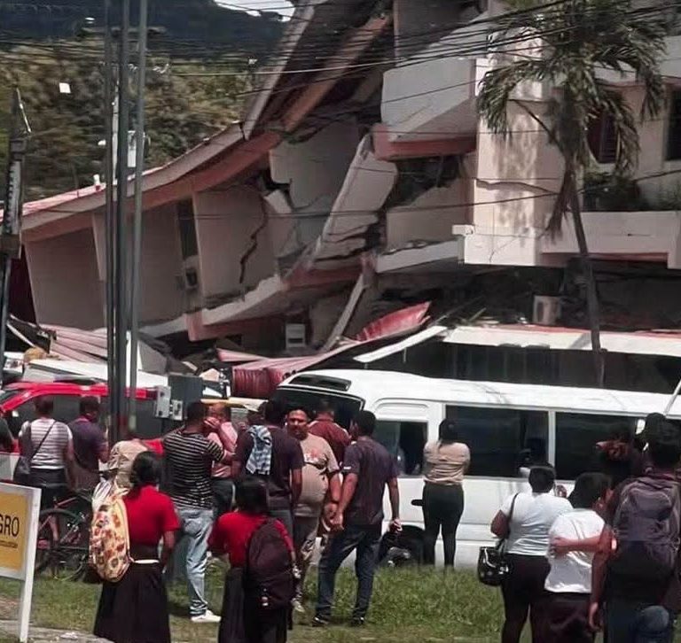 Un terremoto de magnitud 7,7 sacudió Panamá: daños en edificios, evacuaciones y alerta de tsunami