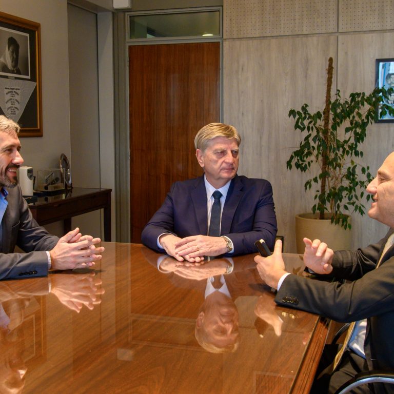 Ziliotto recibió al embajador de Portugal para impulsar inversiones y ampliar las exportaciones pampeanas