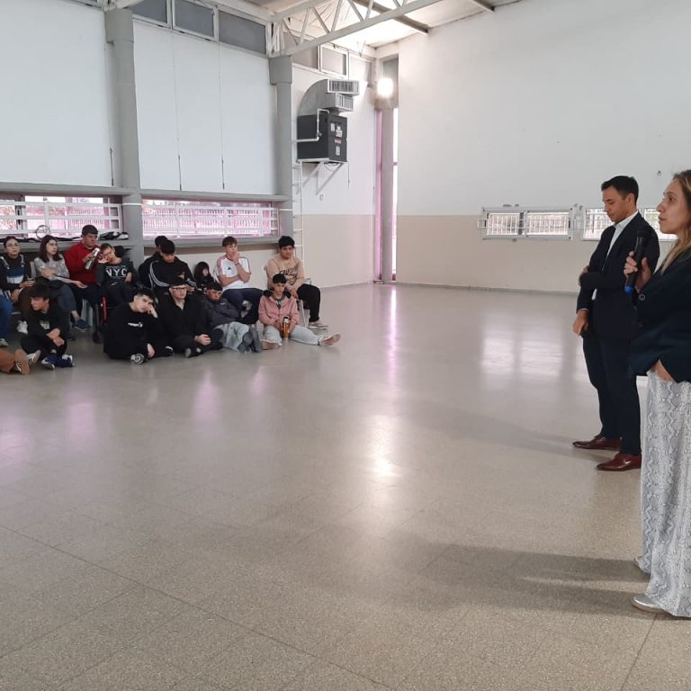 La baja de la edad de punibilidad fue abordada con estudiantes de tres escuelas de Santa Rosa