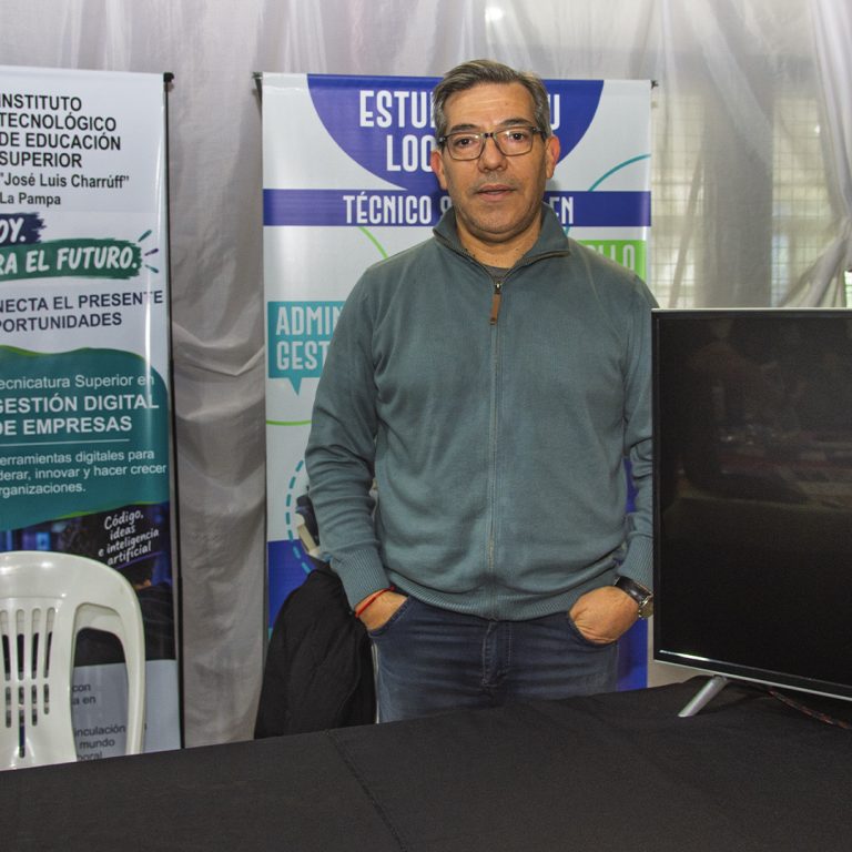 El ITES presentó en la Expo Carreras las nuevas propuestas que tendrá en 2027