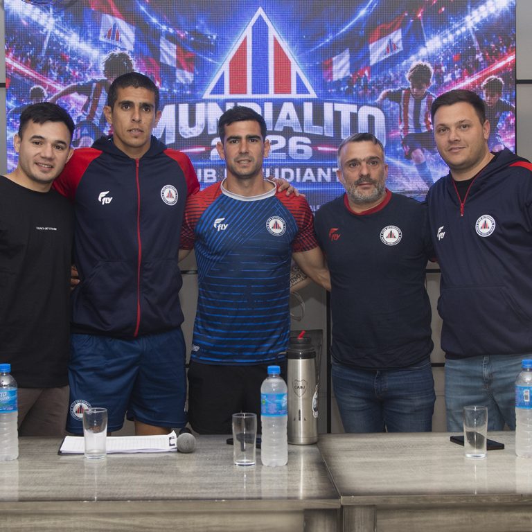 Estudiantil presentó la quinta edición del Mundialito: 1.500 chicos y 38 clubes serán protagonistas