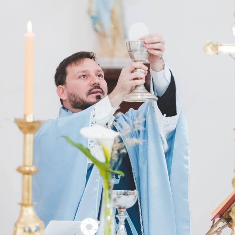 Fieles de Winifreda, Castex y otras localidades se preparan para viajar al encuentro del Papa
